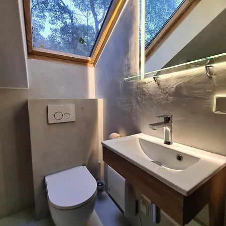 Dwarsloeper - בית נופש *