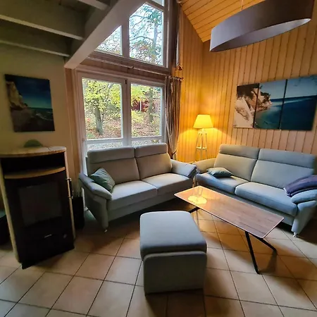 Holiday home Dwarsloeper - *